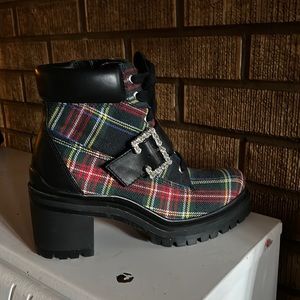 GB Pop-Star Plaid Boots. Size 8.5